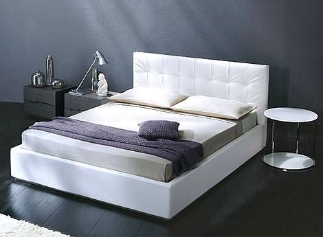 beyaz yatak