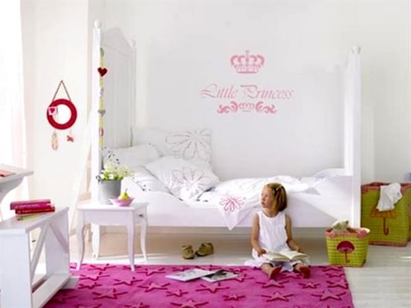 Çocuk Odasına Renkli dekorasyon