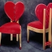 kalp şeklinde sandalye