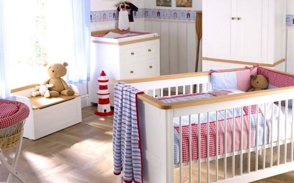 bebek-odasi-mobilya-dekorasyonu-beyaz